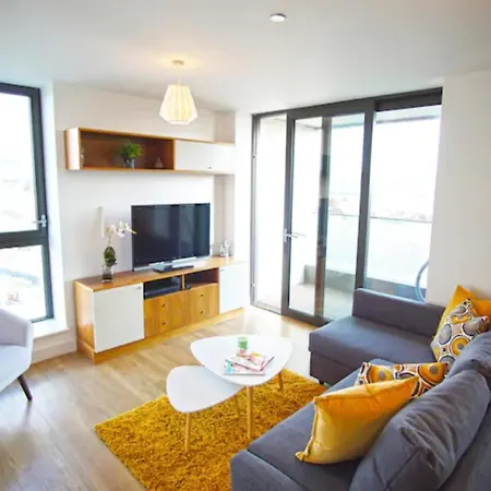Deluxe Spacious 2Br Flat Near Excel London And O2 Arena Exterior photo