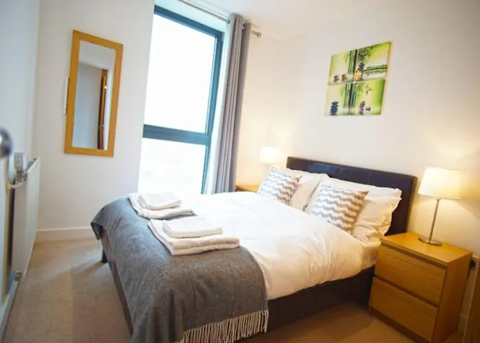 Deluxe Spacious 2Br Flat Near Excel London And O2 Arena